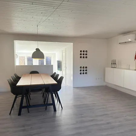 Сasa de vacaciones Fantastisk Til 6 1 Taet Pa Og Romo *